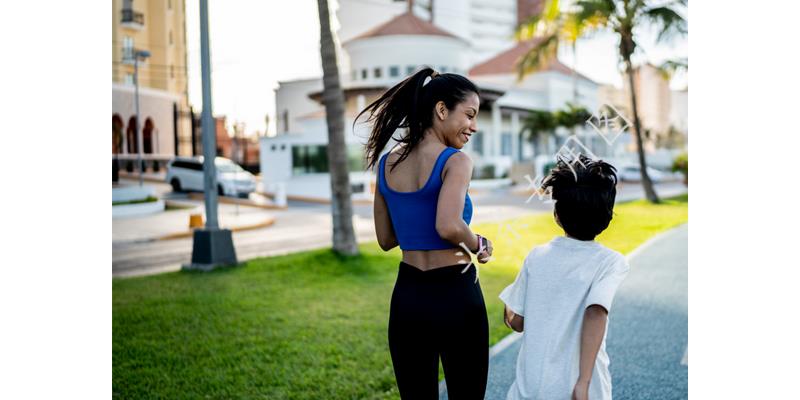 3年前，听妈话婚姻AA，3年后，他攒了12万，我买电脑还得分期