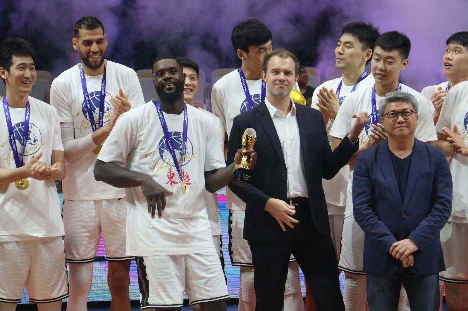 东超打cba,东超和cba的差距