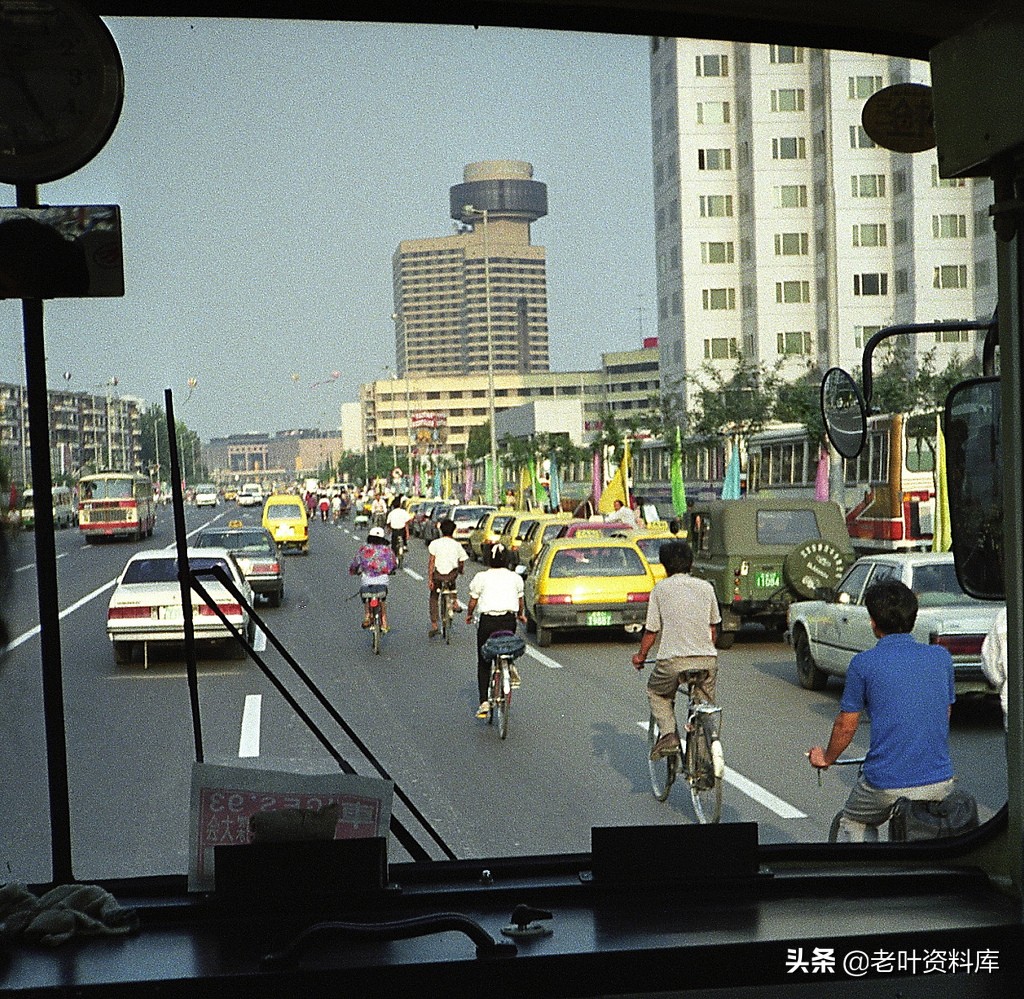 大众普桑在2002年时卖多少钱 (2005年的普桑当年新车多少钱)