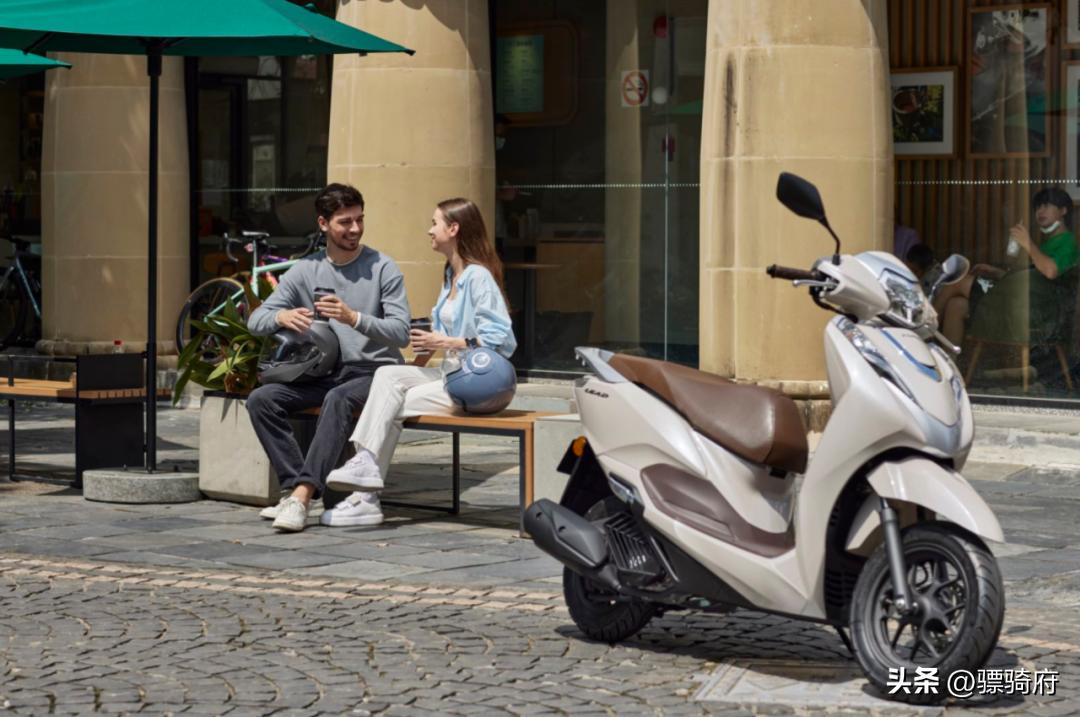 2020款本田lead125是缸头水冷吗,本田lead125和铃木uy125哪个动力强