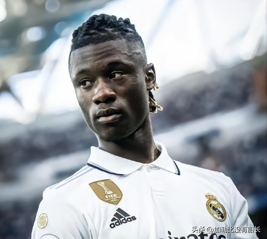 瓜迪奥拉再次告别巴萨,瓜迪奥拉下半场换人