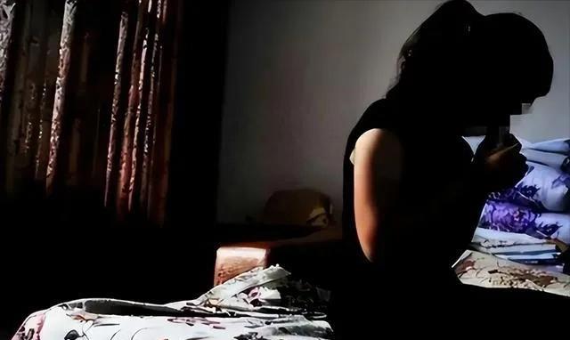 女子出轨情夫会判刑吗,女子出轨肛裂