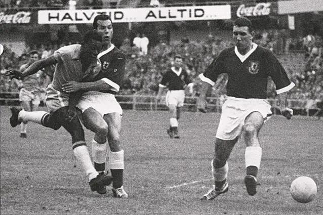 球王贝利巴西足球传奇,世界公认的三位球王