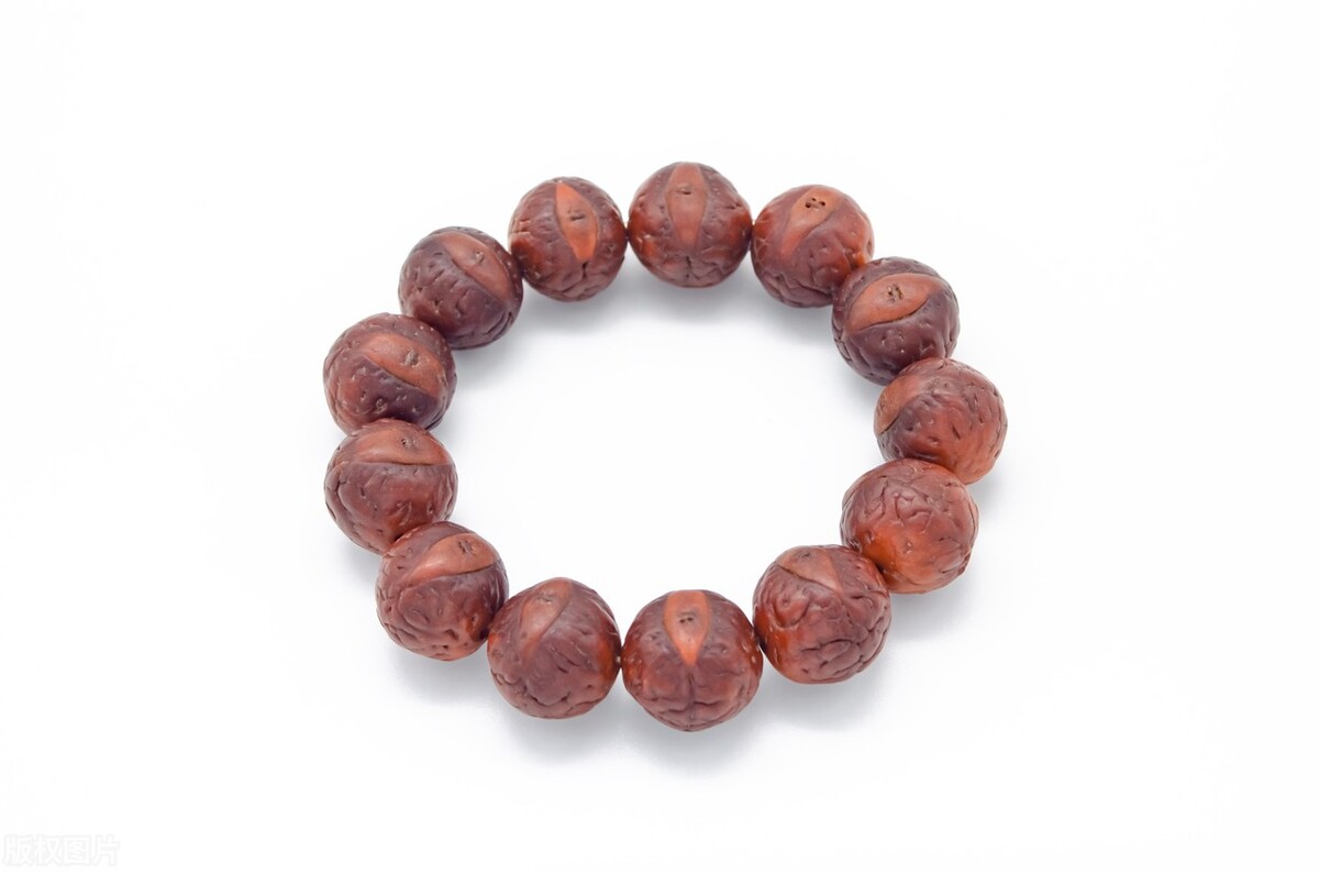 如何识别一条手串珠的好坏,怎么样识手串珠的好坏