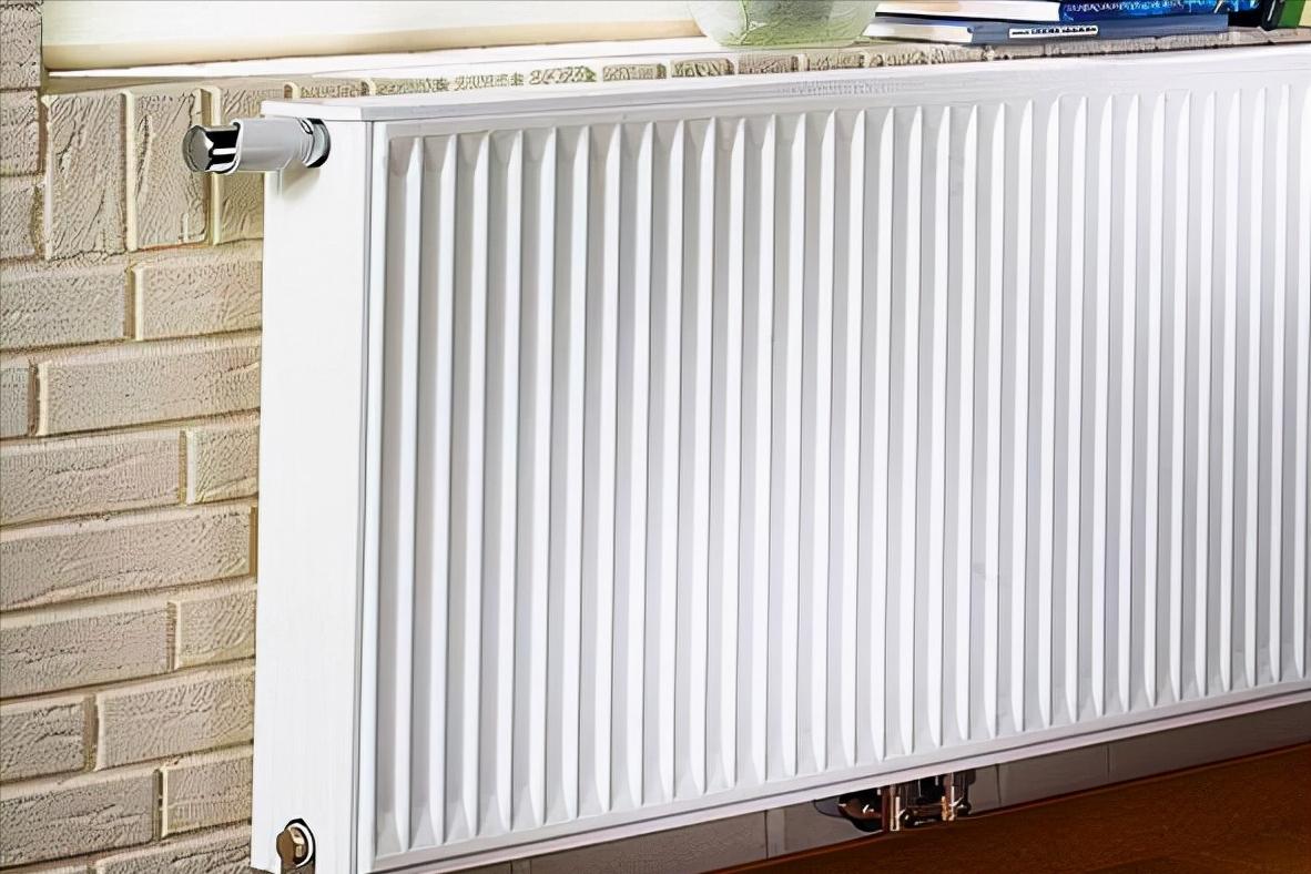 暖气片突然有水流声是怎么回事,暖气片突然有流水声怎么回事