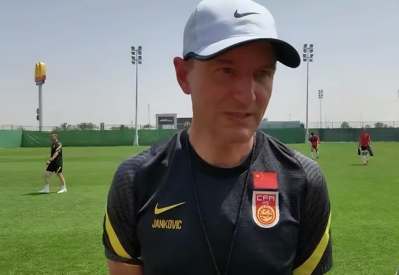 国足新帅回击完整版,国足喊话名场面