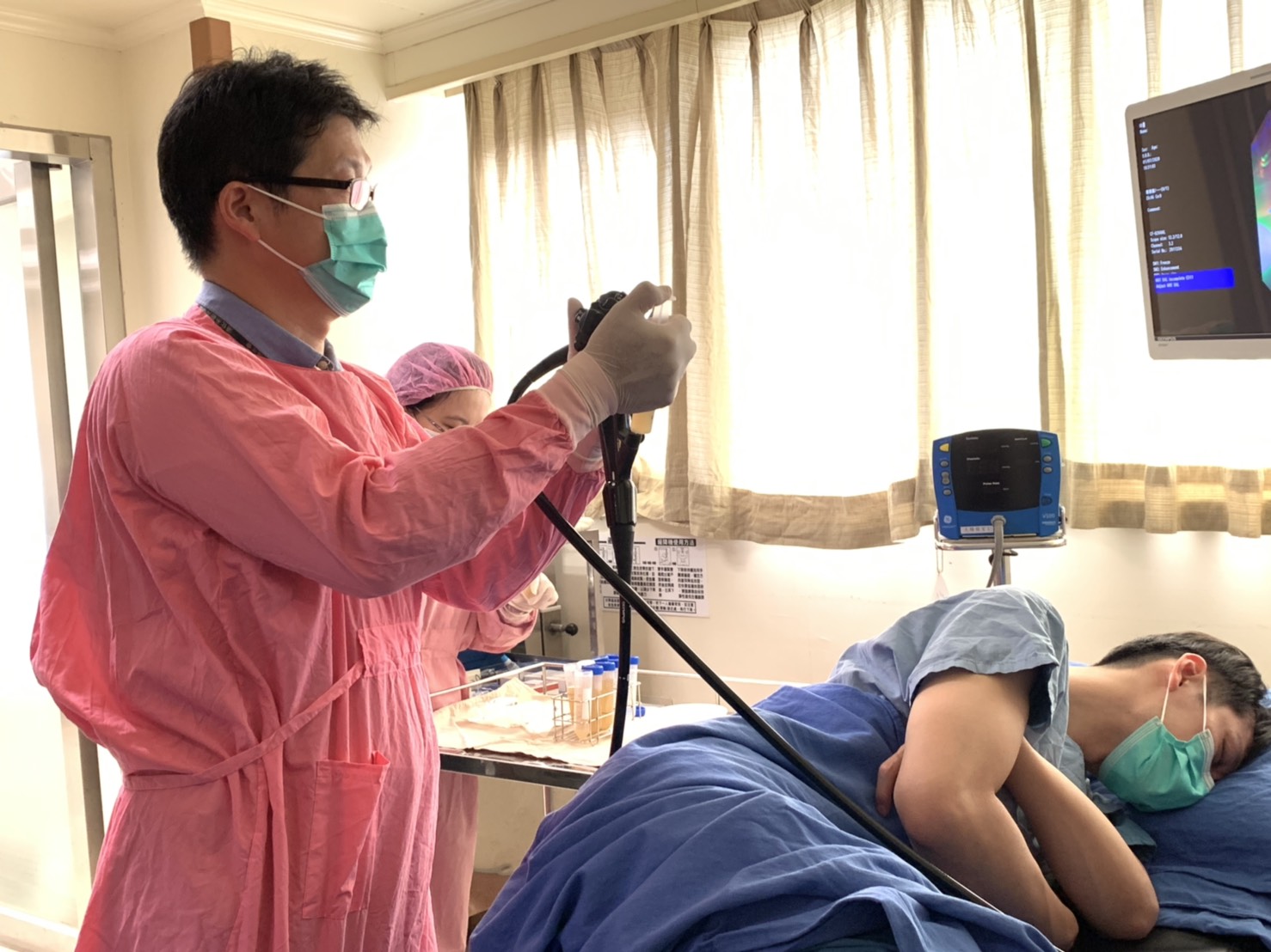 人类排泄物是臭的吗,人的排泄物为什么是臭的