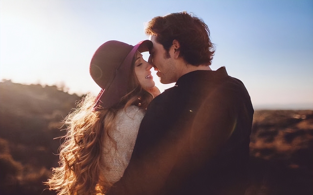 女生最想收到什么情人节礼物,女生情人节希望收到红包还是礼物