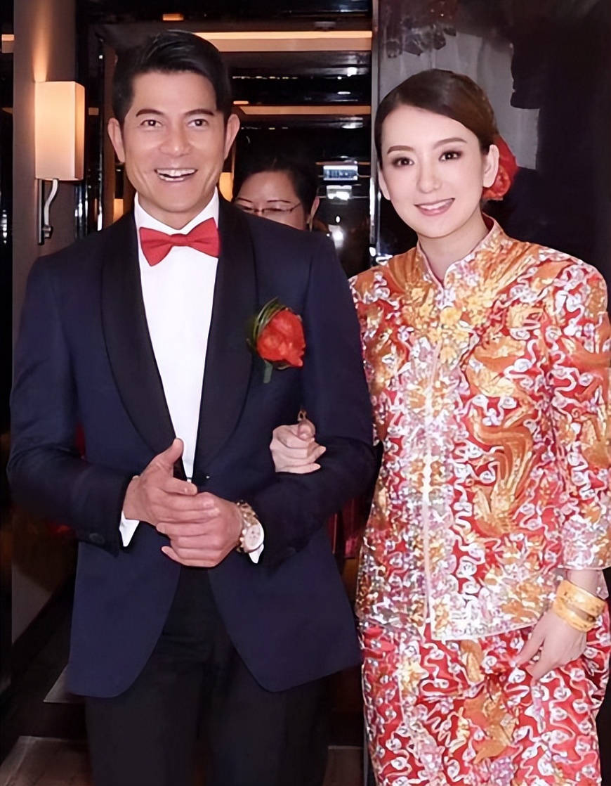 明星抠门大赏：开房逃单、分手切肥皂、蹭饭30年、借澳元还人民币