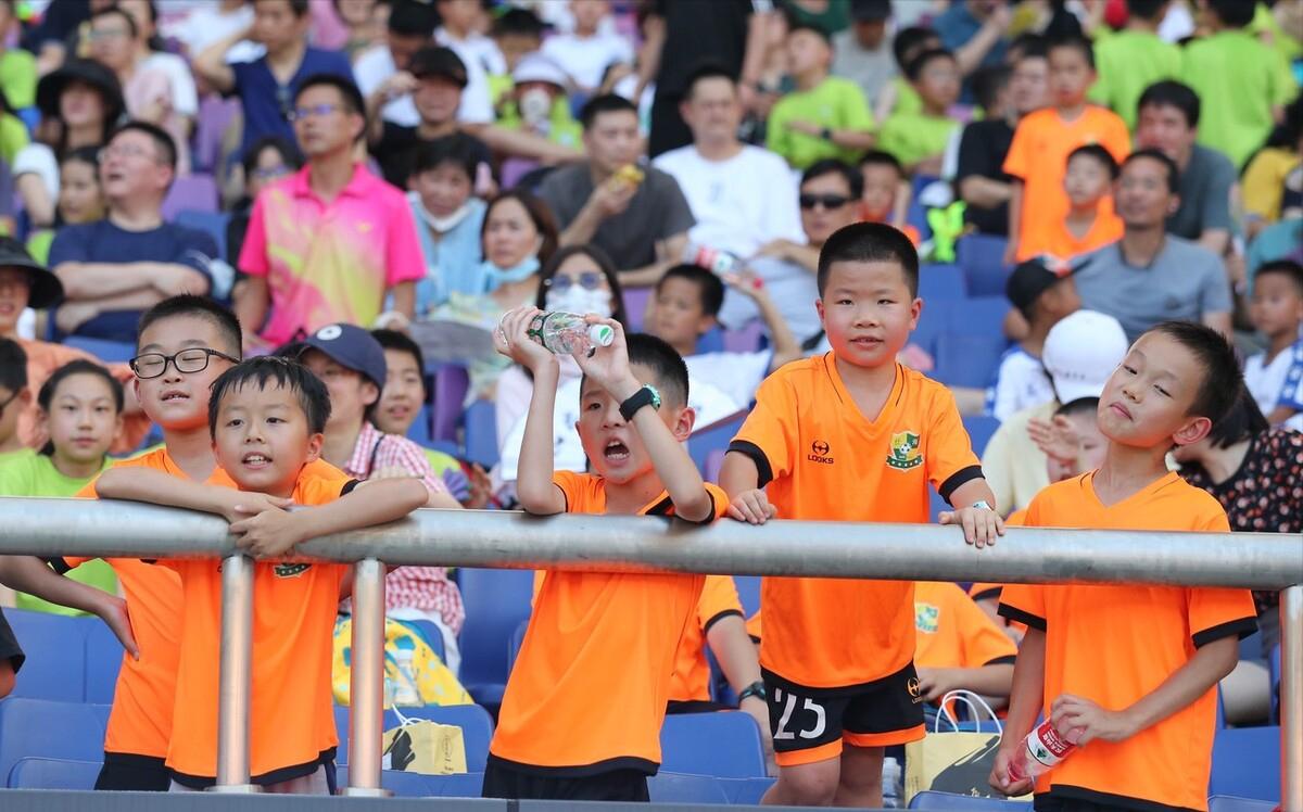 如果把足球纳入高考会怎么样,假如足球纳入高考