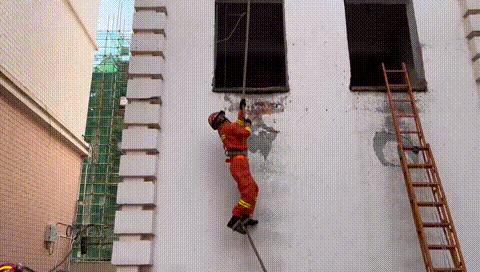 新蓝出征挑战自我,新蓝对抗赛视频