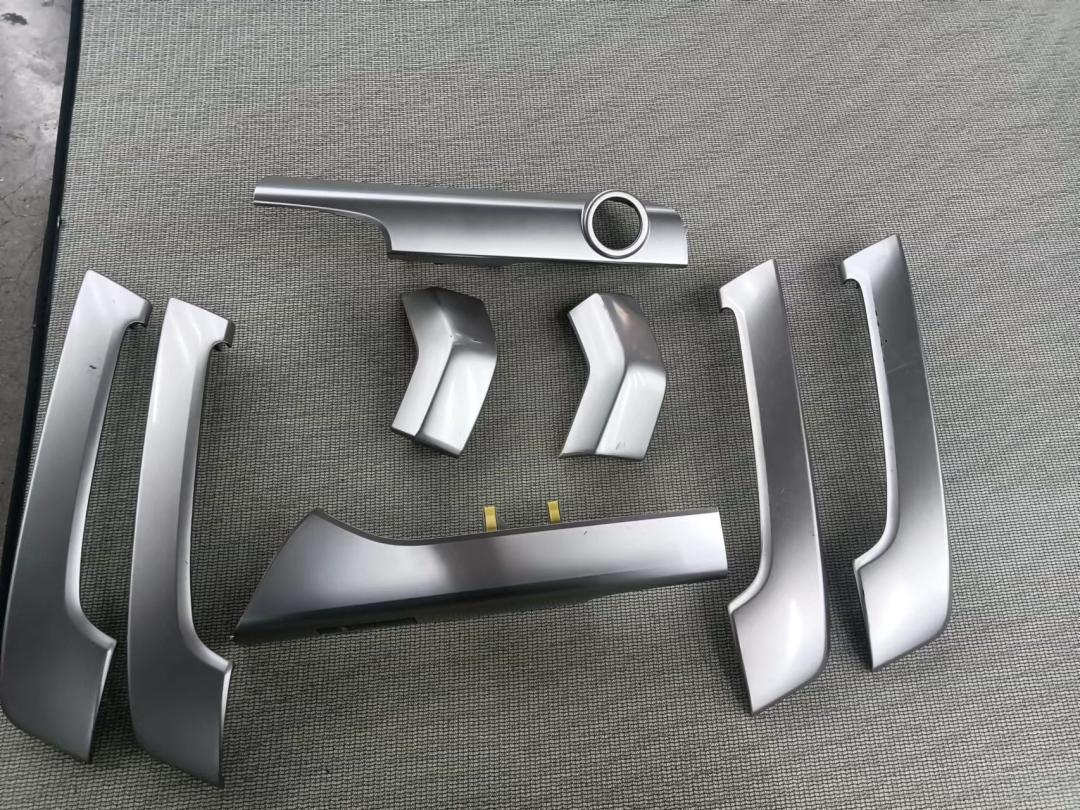 老旧丰田霸道修复,04年丰田霸道翻新改造全过程