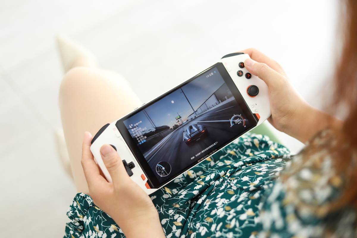 winmini掌机评测,最新windows迷你掌机