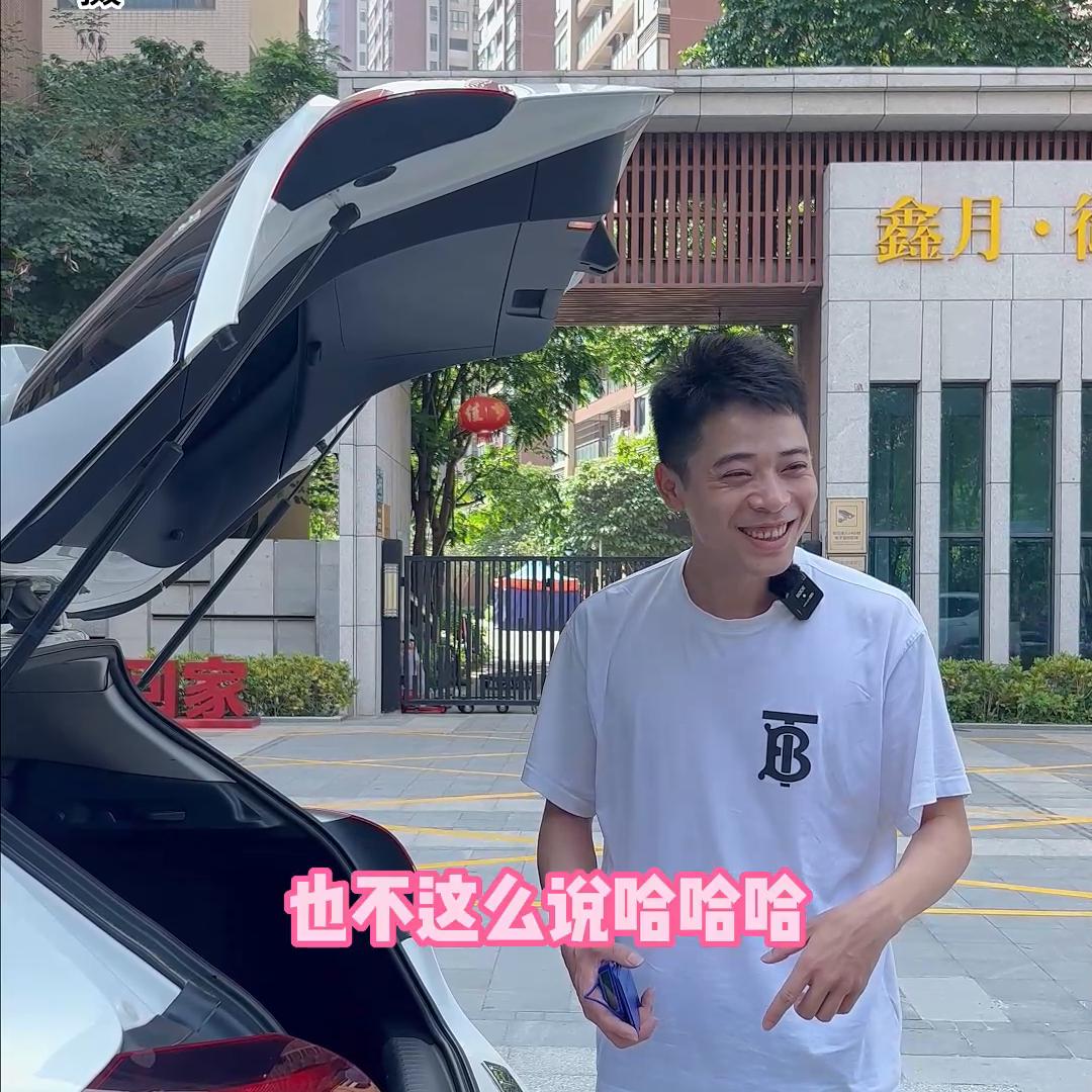 开了三年的奔驰车亏了15万,开了7年的奔驰还值多少钱