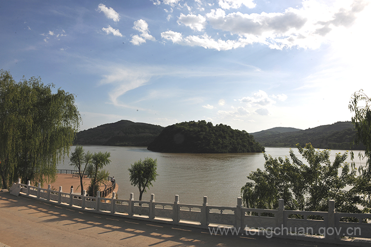 高原纪实文学,高原明珠纪录片