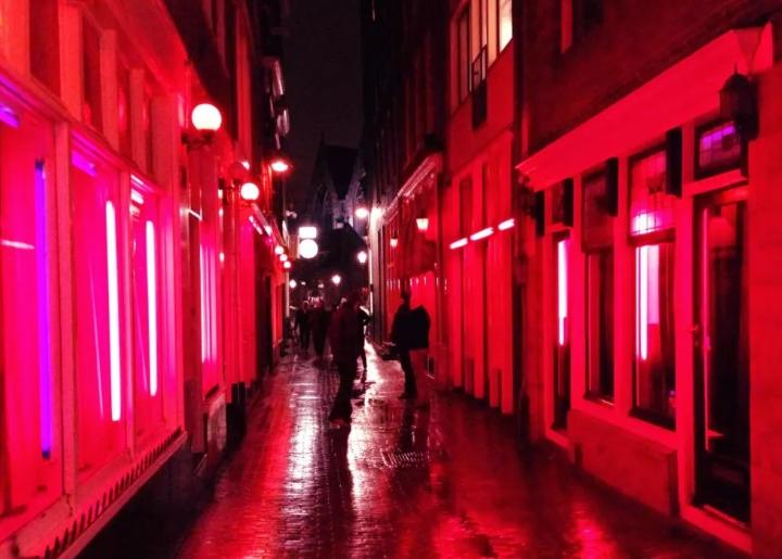 俄罗斯老婆真那么好娶吗,俄罗斯婚姻现状是啥样的呢