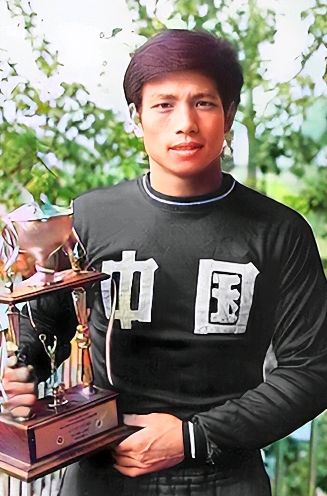 山东足球历史回顾,山东足球历史最伟大球员