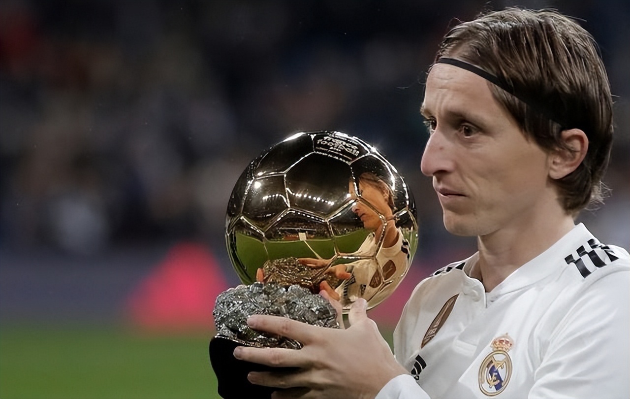 盘点世界杯的球王太太团,世界杯32强当家球星