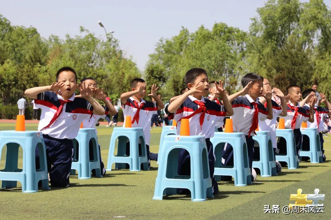 鄂尔多斯足球比赛视频小学,学校开展足球联赛简讯