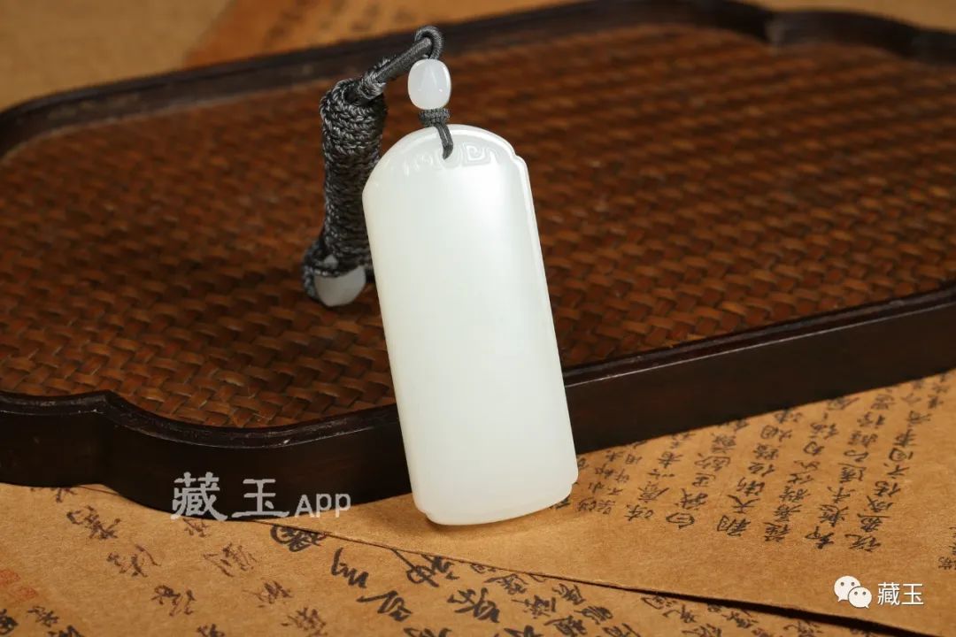 1100元以上的和田玉籽料值得买吗,100万以上和田玉籽料