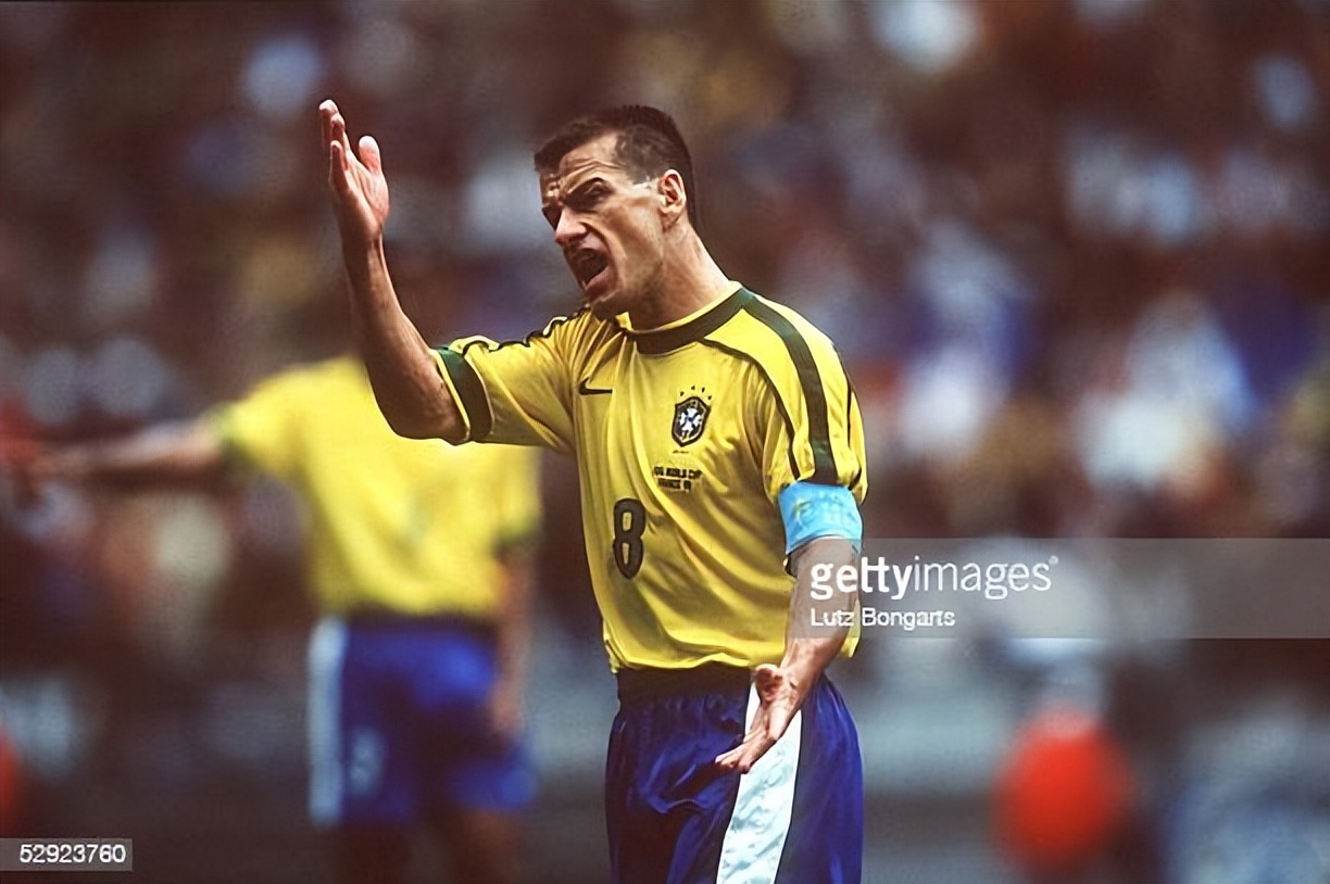 2012实况最佳后腰,国际足联top10后腰