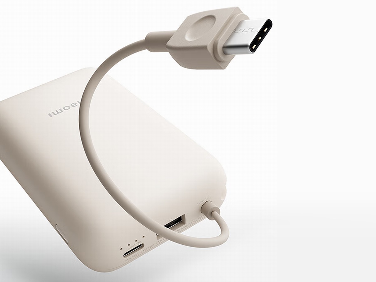 小米新款自带插口充电宝,小米充电宝快充版和usb-c快充版