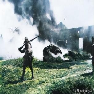 纳粹老照片犹太女人,老照片纳粹女魔头的下场