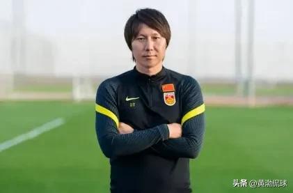 李铁案:暂未牵扯足协人员,商业化严重,掺杂太多金钱利益关系
