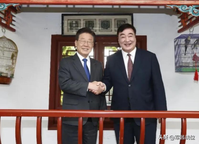 韩国网友叫嚣：中韩一旦开战，韩国海军将摧毁中国海军