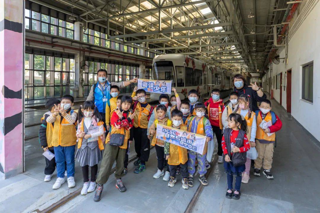 地铁博物馆有轨电车,地铁博物馆出来坐有轨电车
