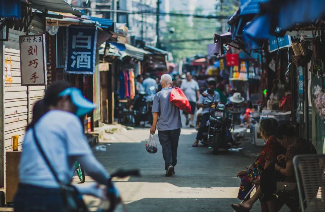 这张图全网疯传,摄影师本人回应