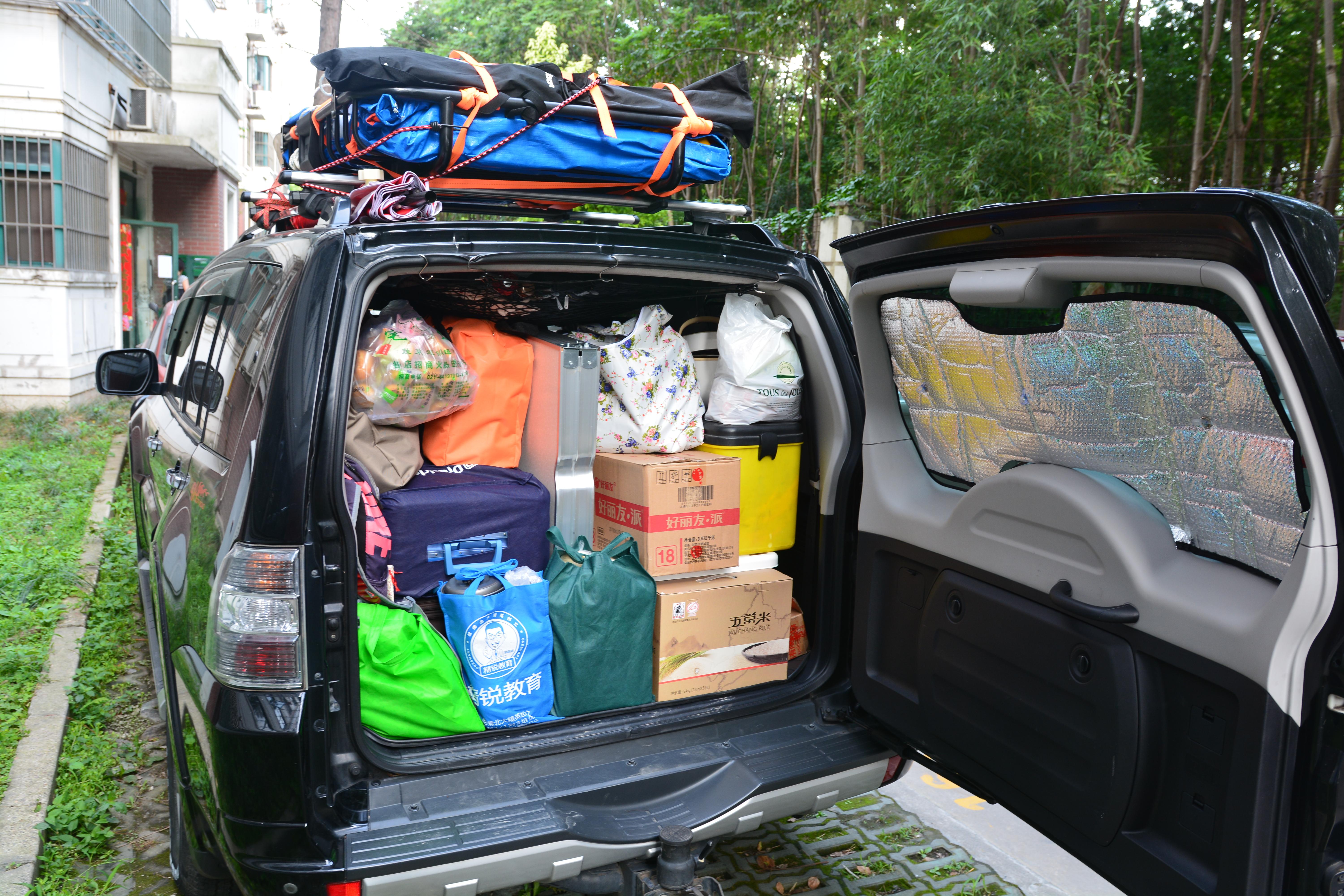 哈萨克斯坦4天3晚之旅,哈萨克族夫妇自驾游