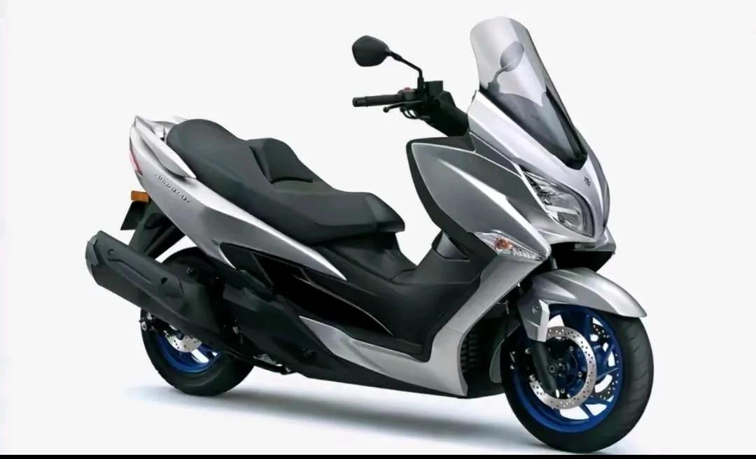 有点不思进取的踏板，铃木“汉堡人”400