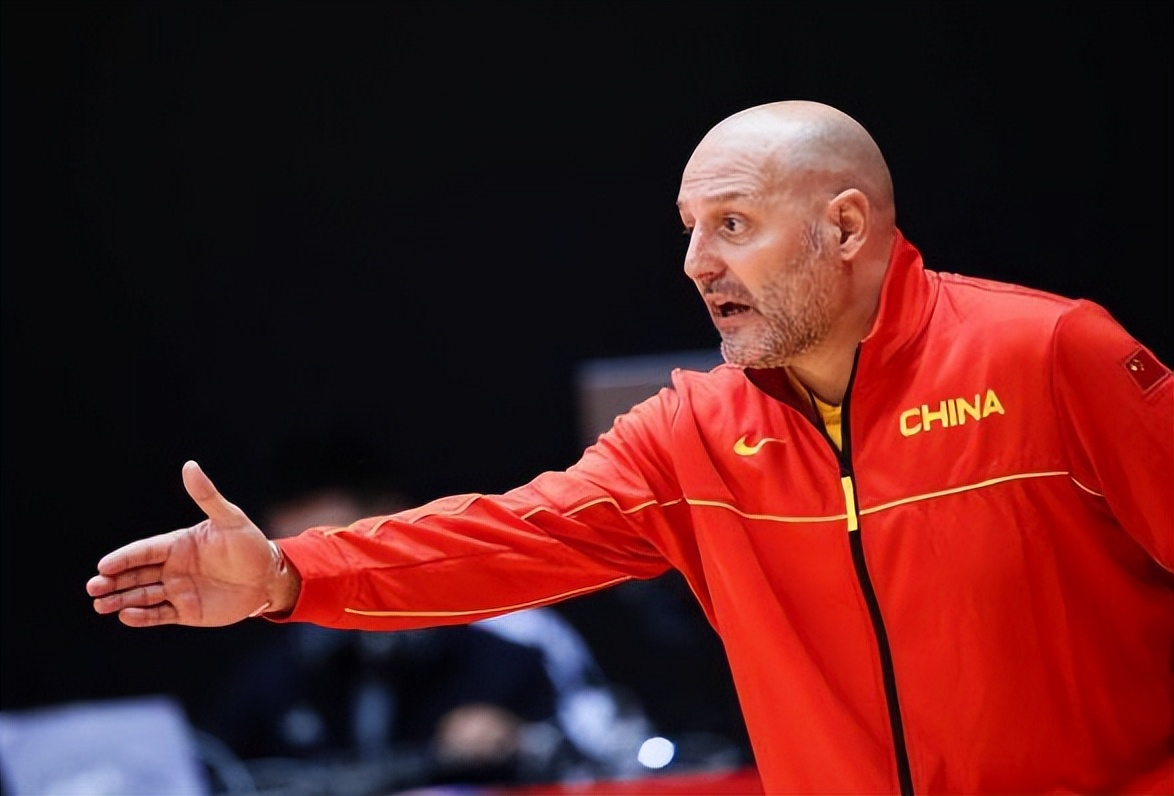 中国男篮18人名单,男篮国家队18人名单