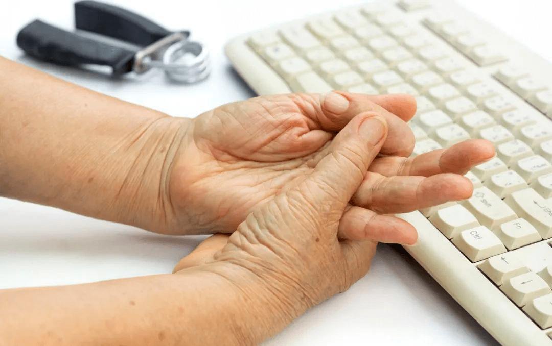 中医脚底筋膜炎如何彻底治愈,筋膜炎肩部最快的治疗方法中医