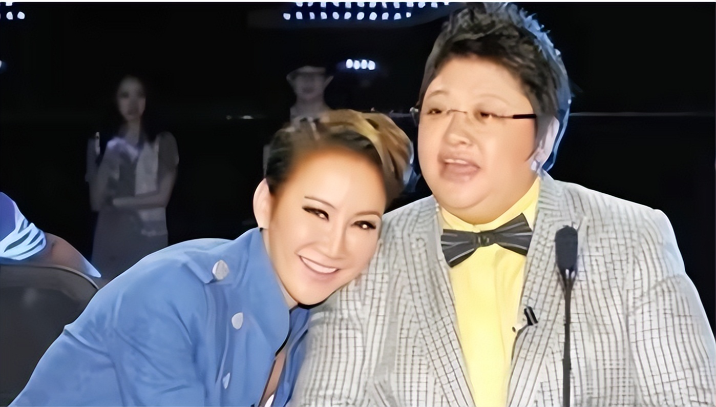 现在的韩红是怎样的一个人,明明可以靠实力却偏偏靠运气