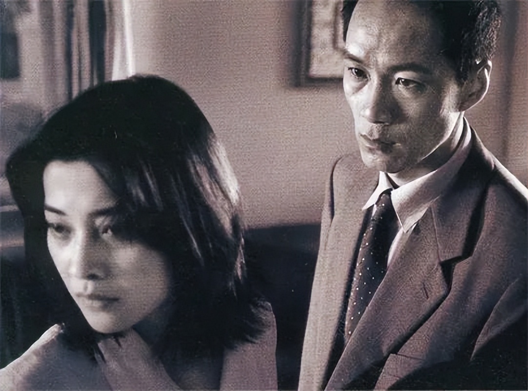 我们该如何解读余秀华,余秀华离开也是华丽的转身