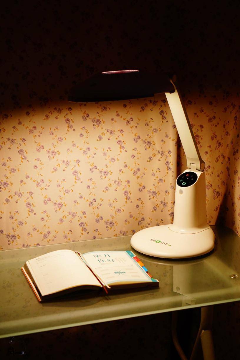 儿童学习护眼灯爱德华,预防孩子近视用2盏台灯