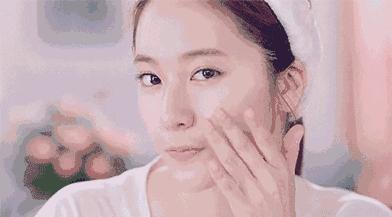 贫民窟女孩常用的护肤品绝不踩雷,贫民窟女孩用不起大牌