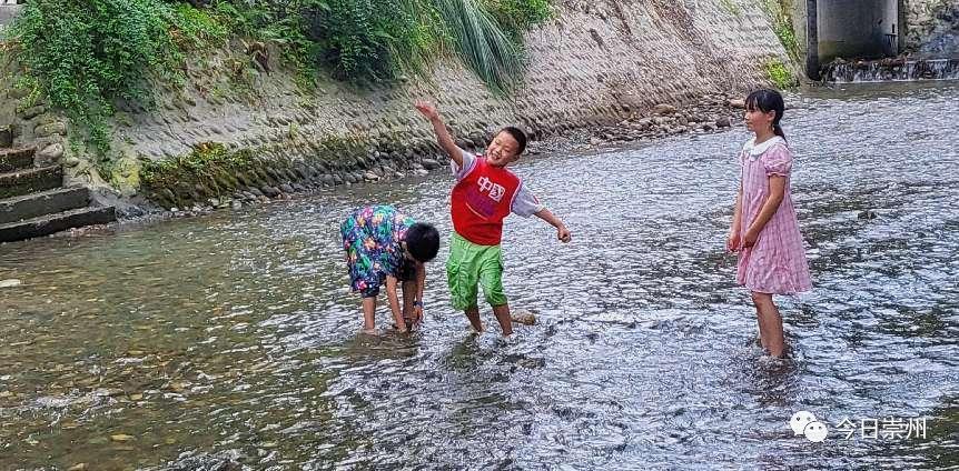 又一超好玩的亲水项目来啦！嗨翻~