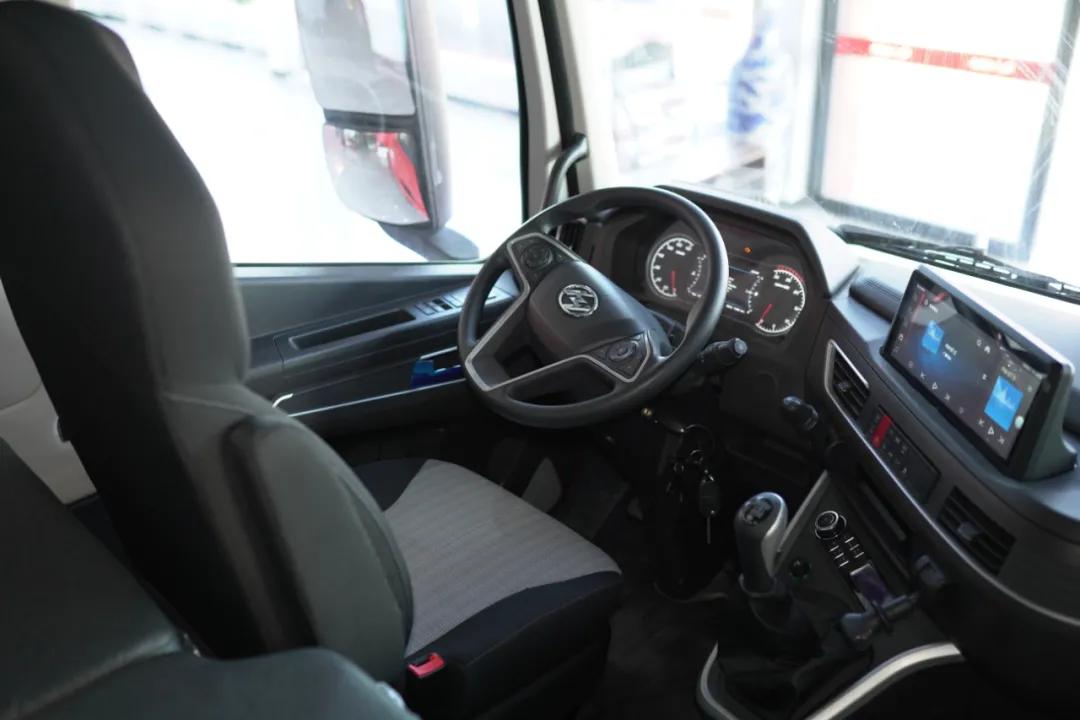 上汽红岩杰狮h6牵引车试驾报告,上汽红岩杰狮h6欧标版