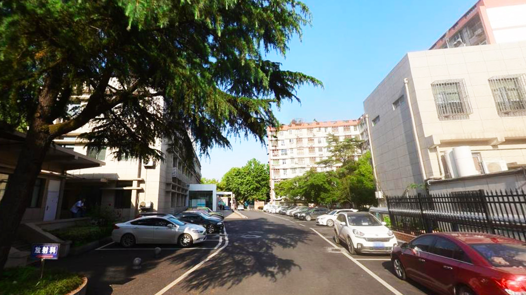 充满年代感的老建筑风采依旧,武汉百年建筑再现峥嵘岁月