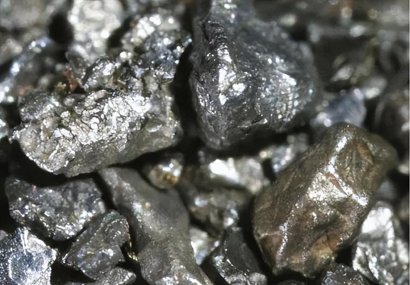 7月10日下午，国际又发生五件大事，中国给美国送上“大礼”！