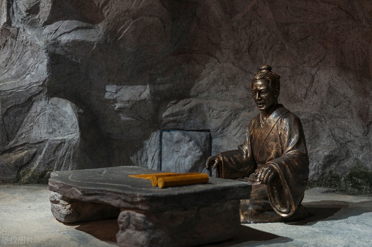 纪念屈原诗词歌赋,世界文化名人陶渊明