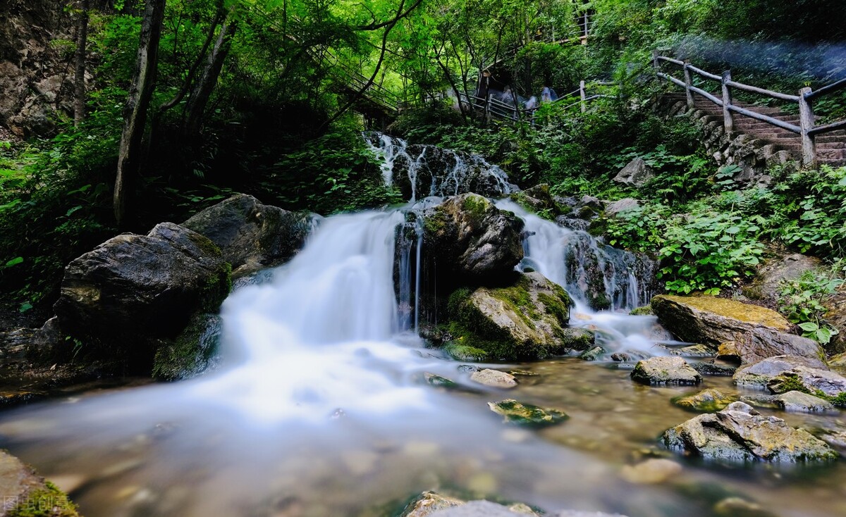 郭进拴重庆品火锅,郭进拴平湖春歌