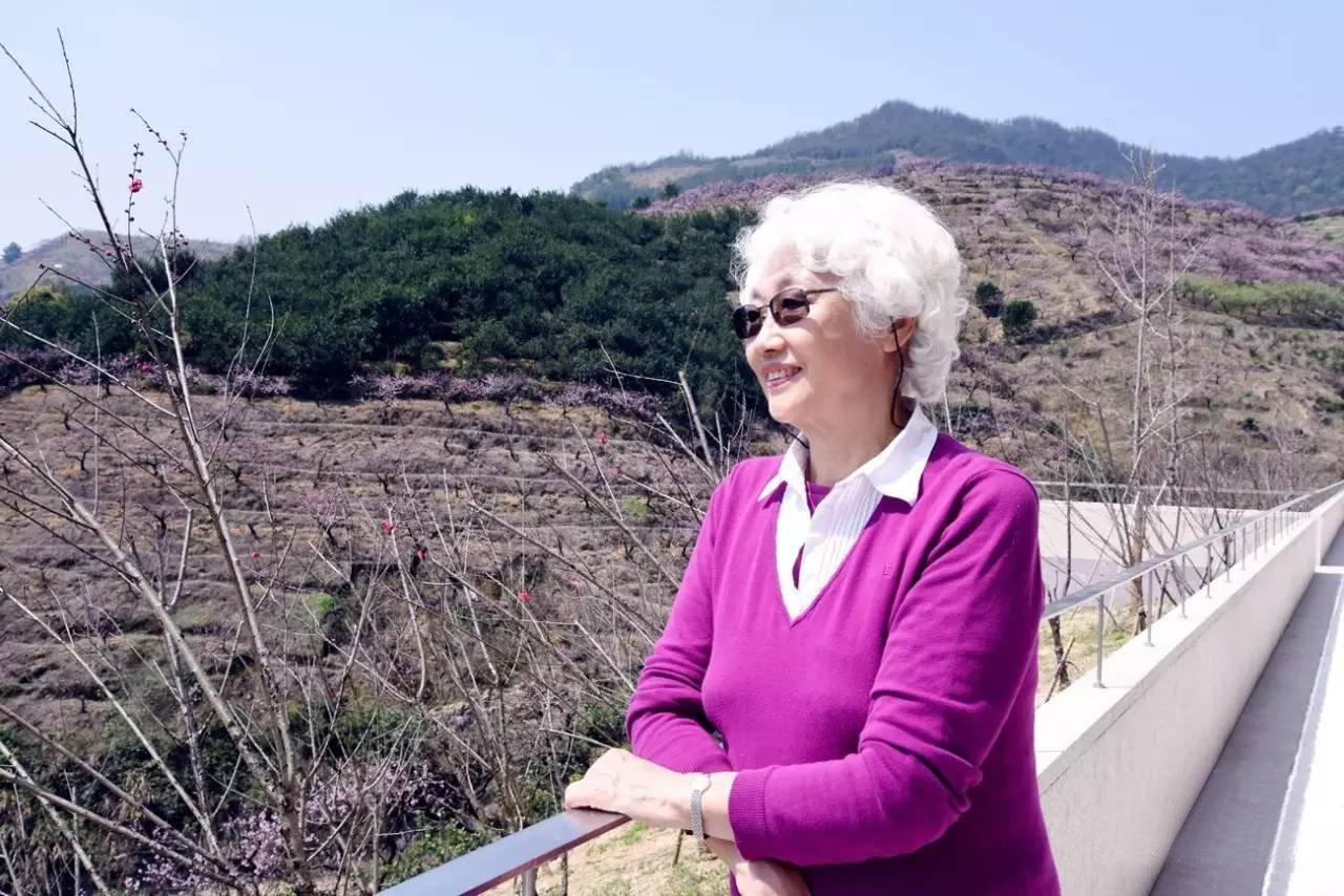 作曲家施光南简历,施光南死后遗孀现状