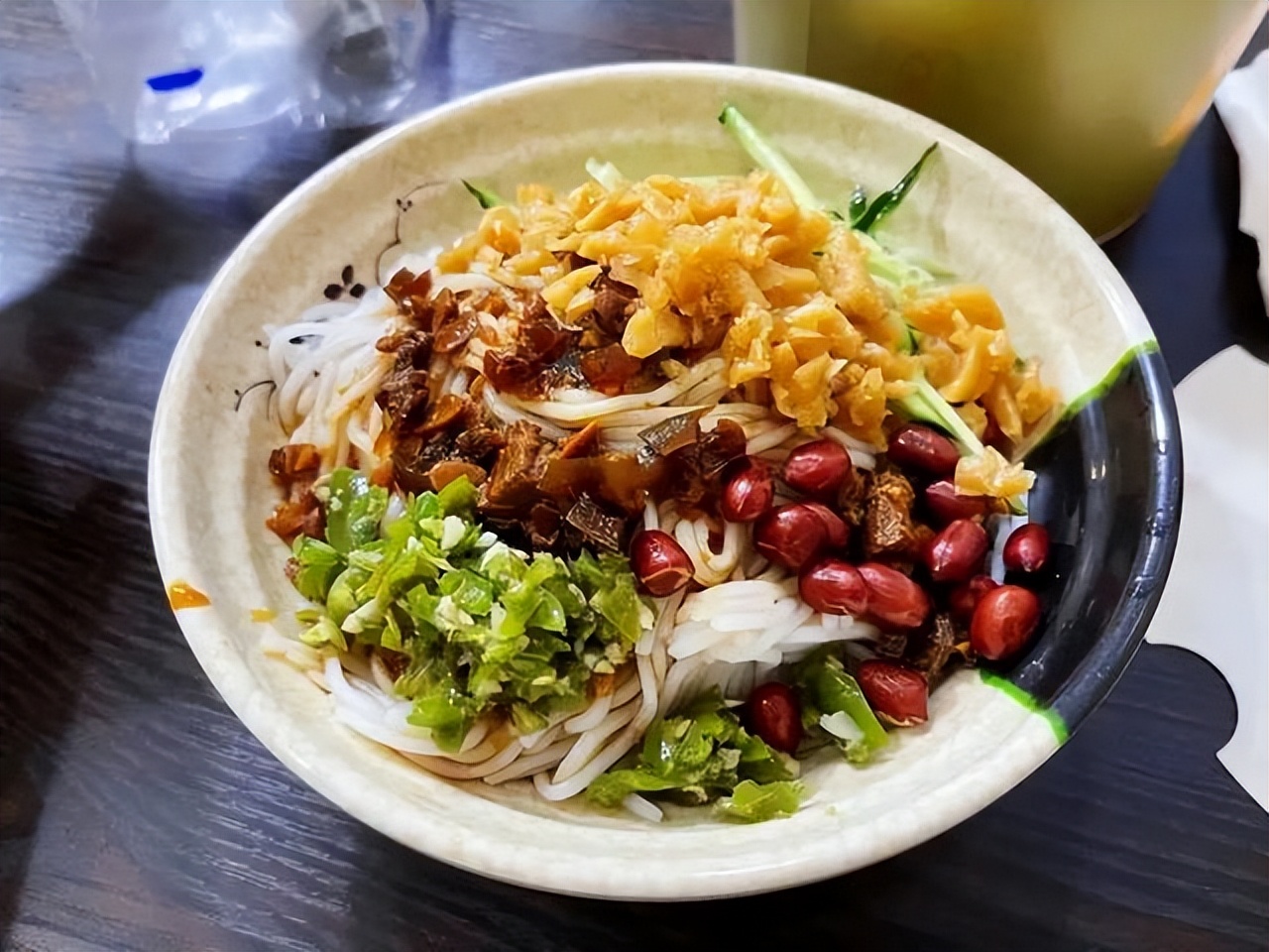 会吃的人都知道，浙江真正好吃的美食不在杭州，而是在这三座小城