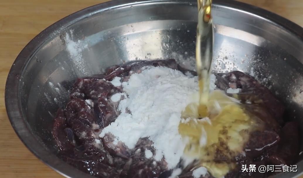 炒猪肝的正确方法,清炒猪肝的正确方法