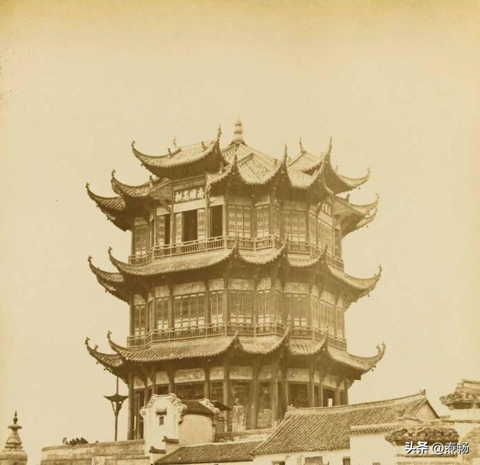 【晚清风情展】30张老照片展现花楼女子媚态，丰乳肥臀