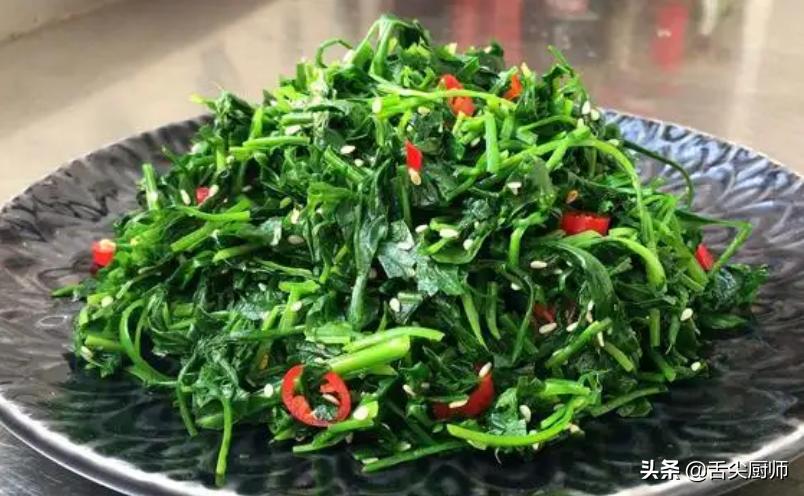 补钙是喝纯牛奶好好还是吃钙片好,补钙只会喝牛奶它才是天然钙库